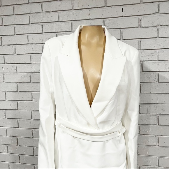 Zara Women’s White Blazer Dress - Picture 11 of 12